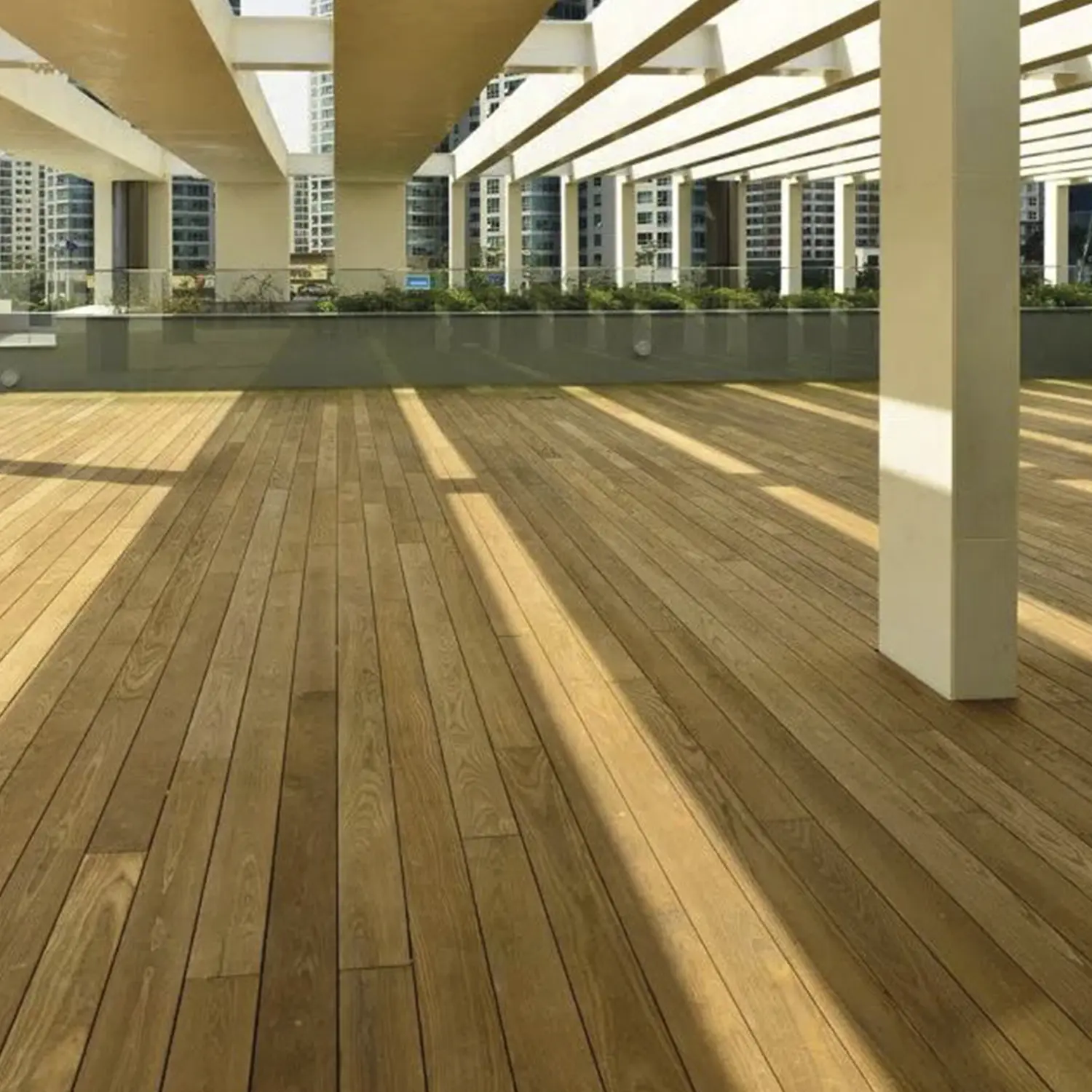 Duurzame houtsoorten als alternatief voor hardhout - Bindels Buiten Beleving