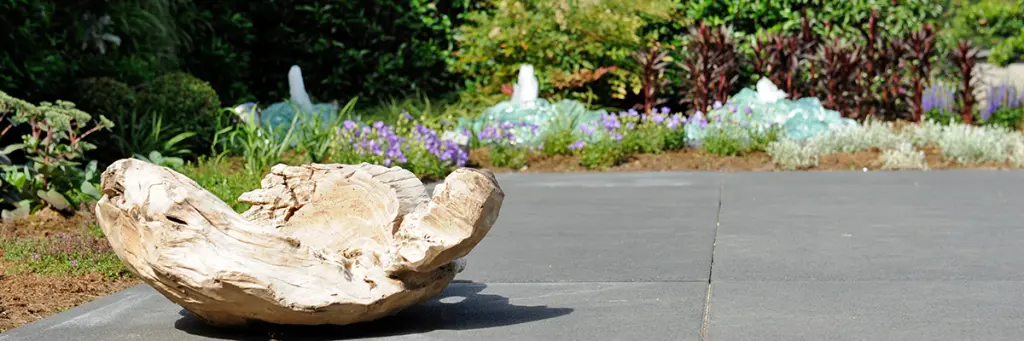 Een onderhoudsarme tuin zonder grind - Bindels Buiten Beleving